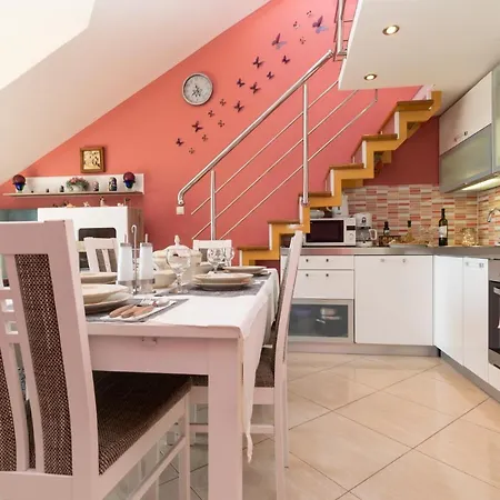 Apartament Monika